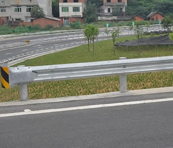 高速公路小黄鸭视频导航板